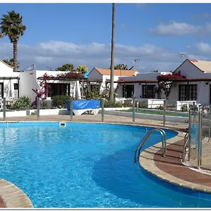 Estrella Del Mar 8. 1 Bedroom With Pool And Gardens 300 Metres From The Apartment Corralejo