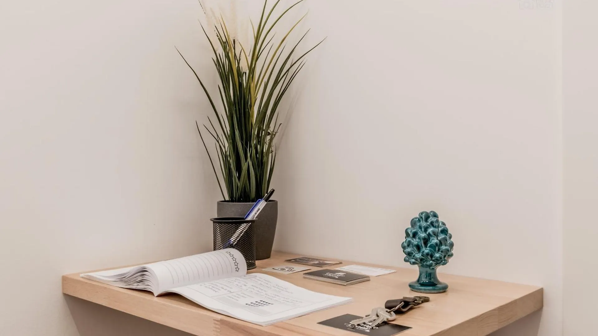 Ferienwohnung Loungefloor Metro A Netflix & Wi-Fi Rom Apartment